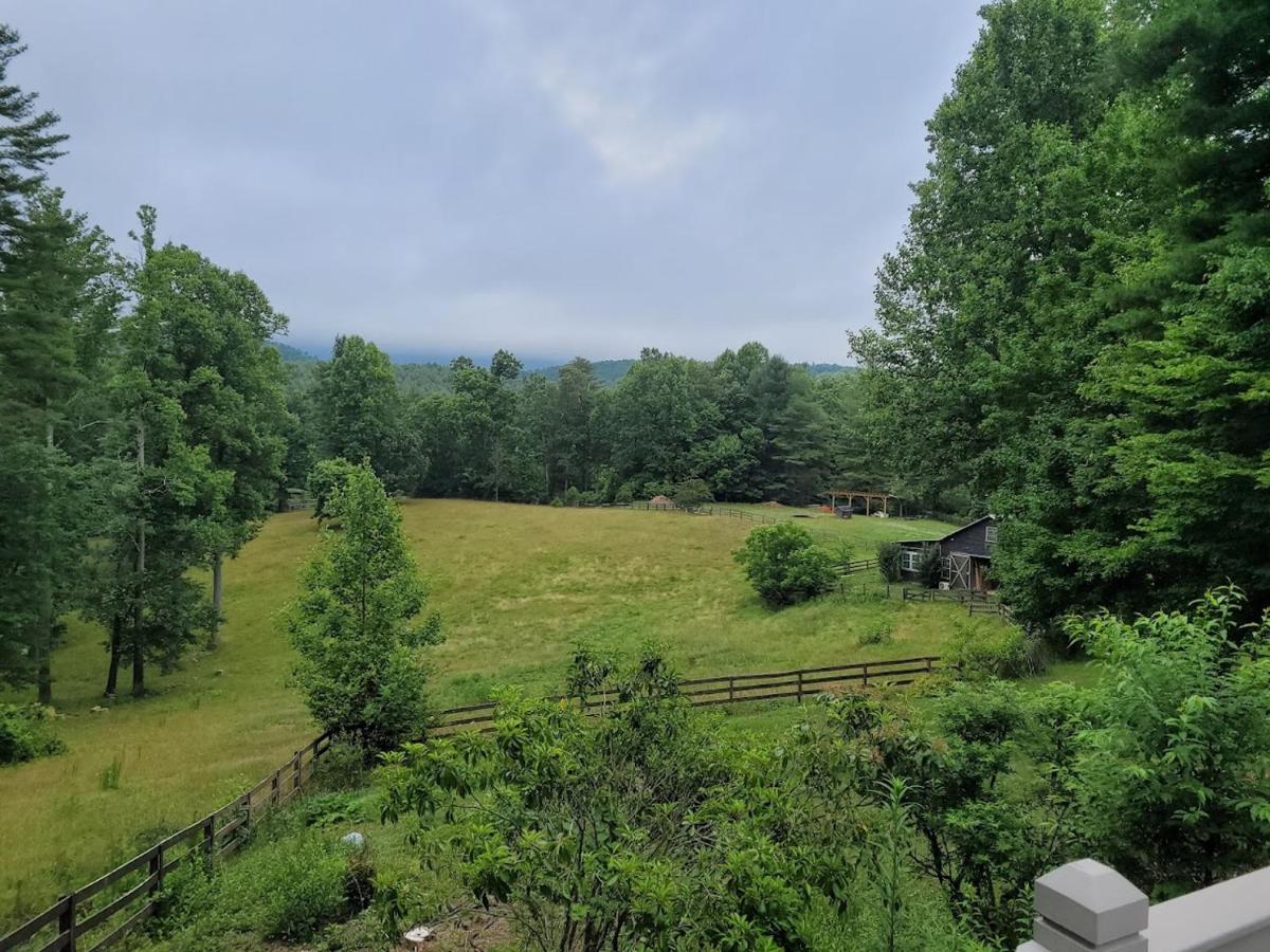 Rustic Hendersonville Farm Studio With Private Deck Luaran gambar